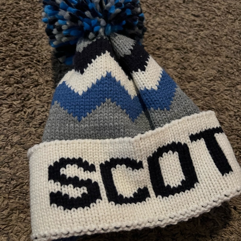 Scotland Pom Pom Knit Hat - Blue and Gray - Picture 2 of 3